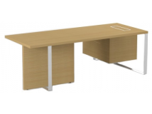 Стол для руководителя с модести-панелью и фиксированной тумбой BPF901 слева/справа  (с крышкой и коробка для штекерного гнезда) BPA203